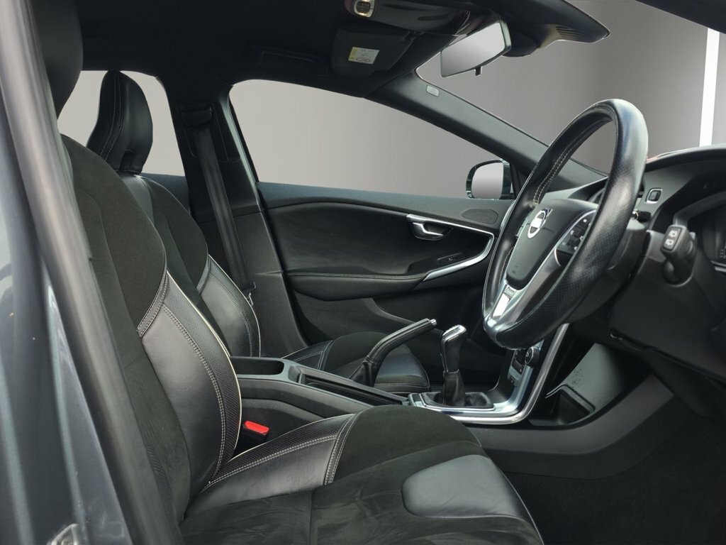Volvo V40 1.6 T2 R-design 118 Bhp Blue #21