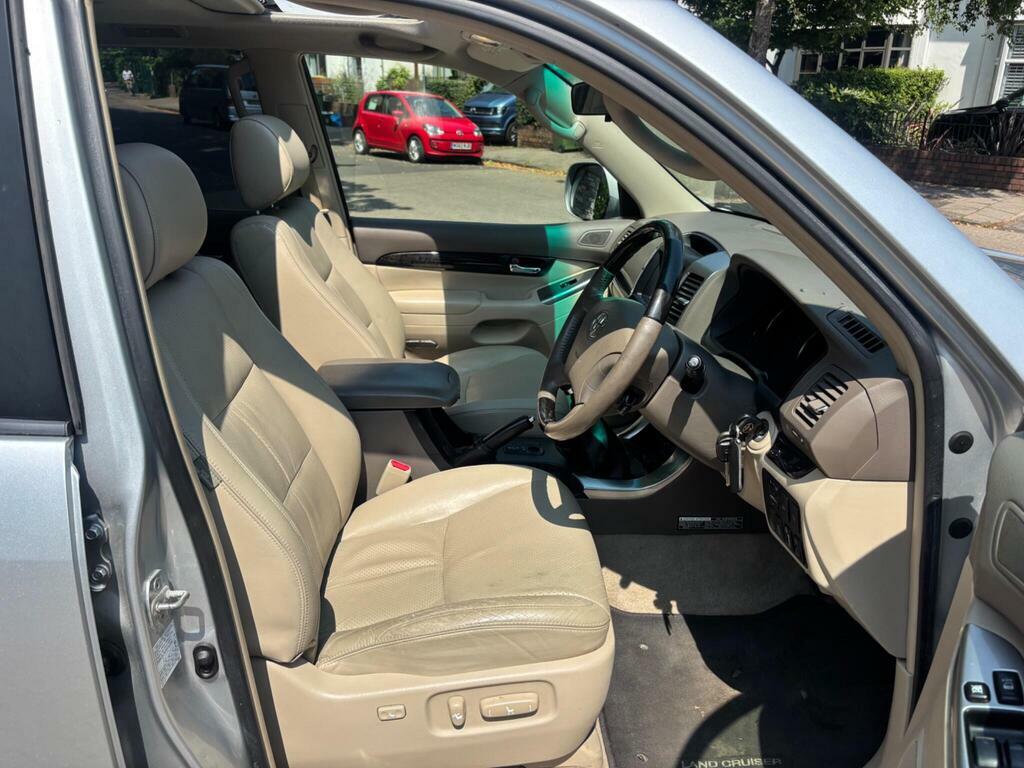 Toyota Land Cruiser 3.0 D-4d Invincible Suv Silver #3
