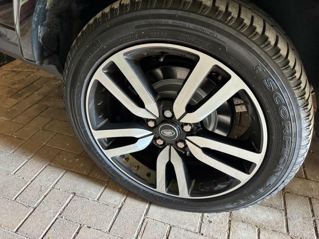 Land Rover Discovery 4 4 Black #25