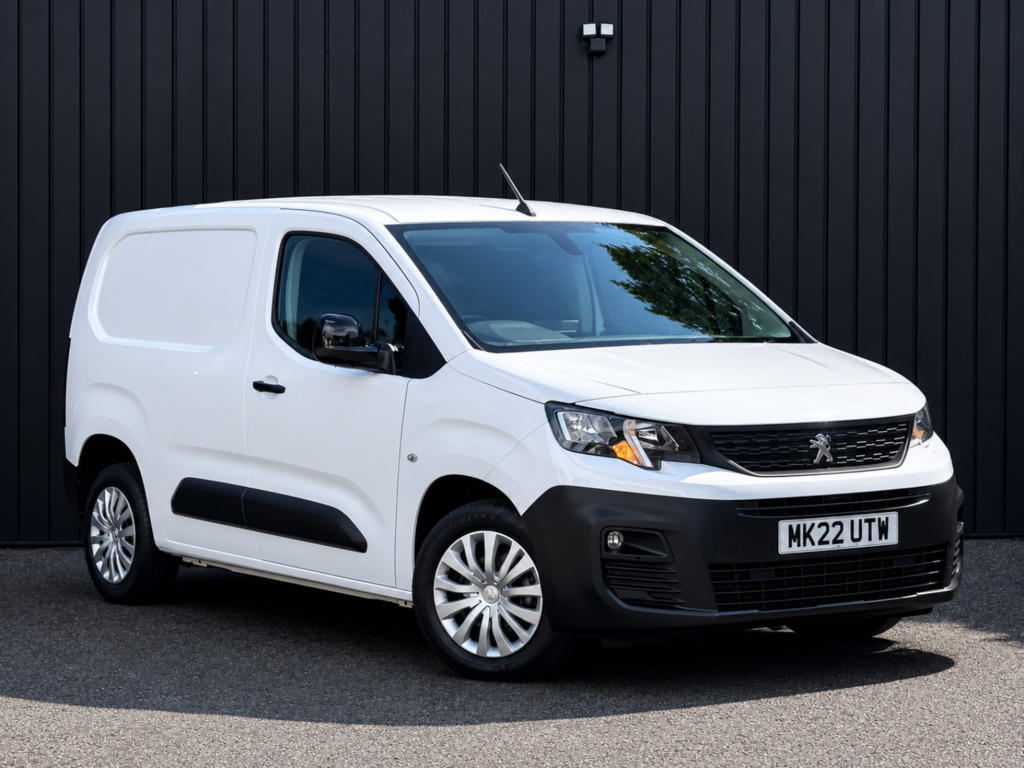 Peugeot Partner 1.5 100Ps Bluehdi 1000 Professional Premium Standa White