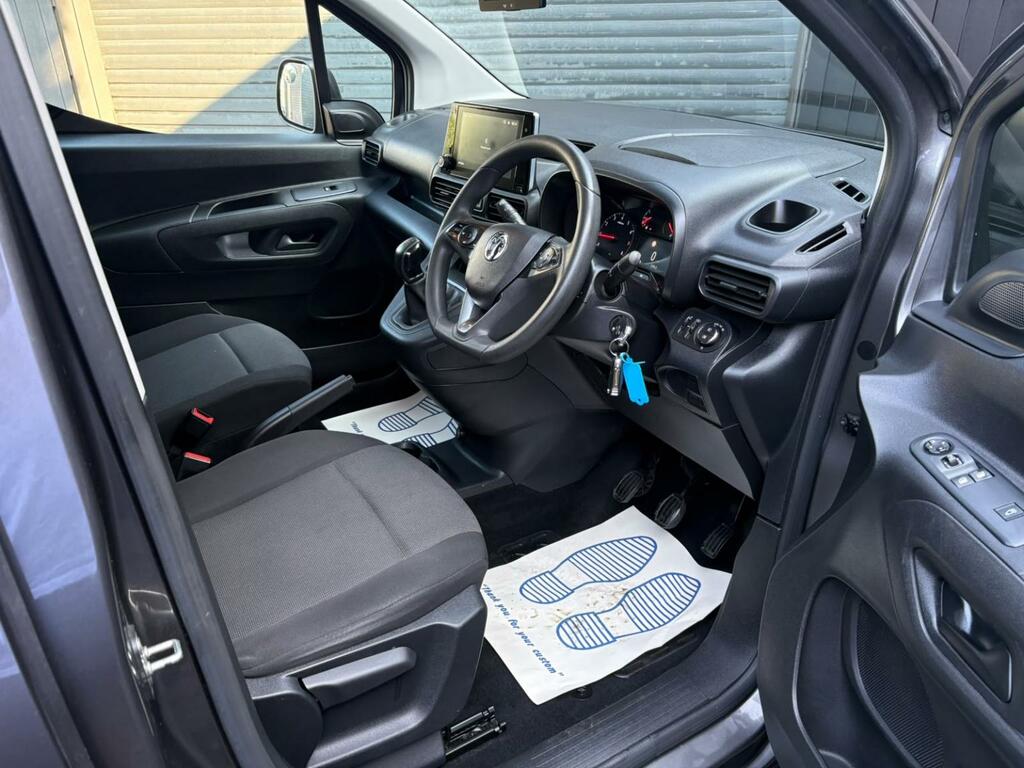 Vauxhall Combo 1.5 Turbo D 100Ps 2000 Sportive Panel Van Swb L1 H Grey #2
