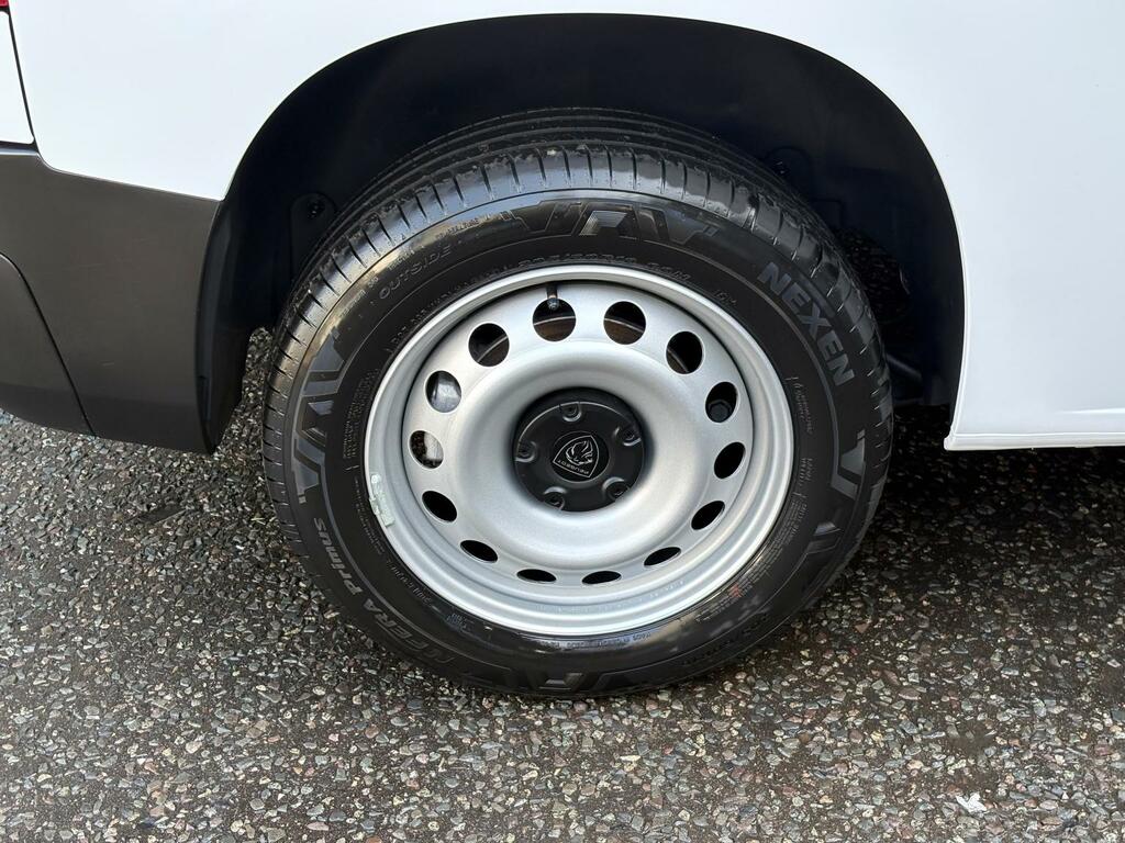 Peugeot Partner 1.5 Bluehdi 1000 Professional Standard Panel Van S #41