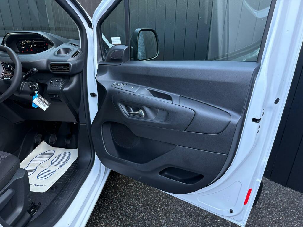 Peugeot Partner 1.5 Bluehdi 1000 Professional Standard Panel Van S #23