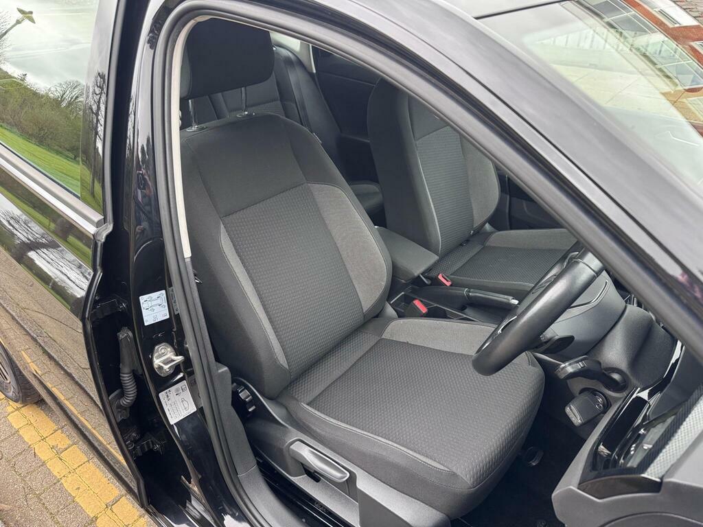 Volkswagen Polo 1.0 Tsi Life Dsg Euro 6 S S RK71WGD Black #2