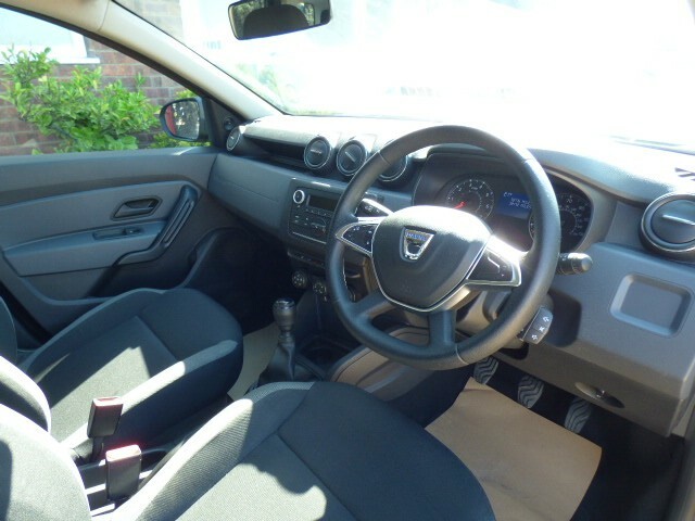 Dacia Duster Suv 1.6 Essential Sce 115 4X2 My19, 15 Months Warr AD68DXU Blue #3