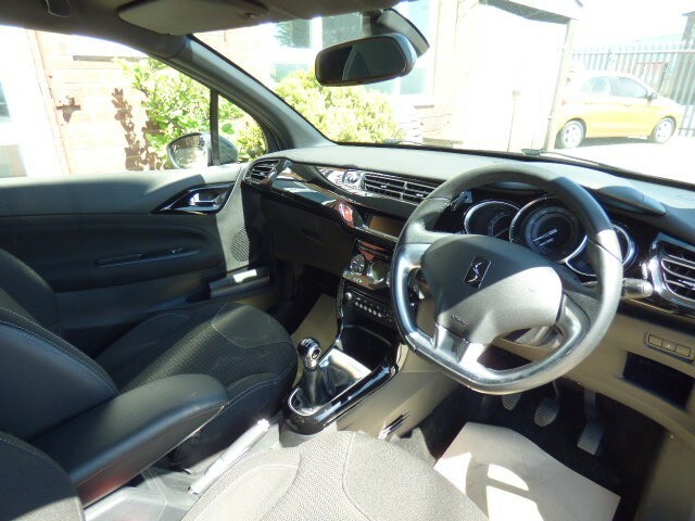 Citroen DS3 1.6 Vti Dstyle Plus Full Service History, 12 Month White #3