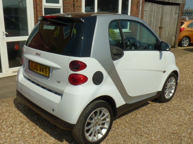 Smart Fortwo 0.8 Cdi Passion 1 Years Warranty And Mot White #6
