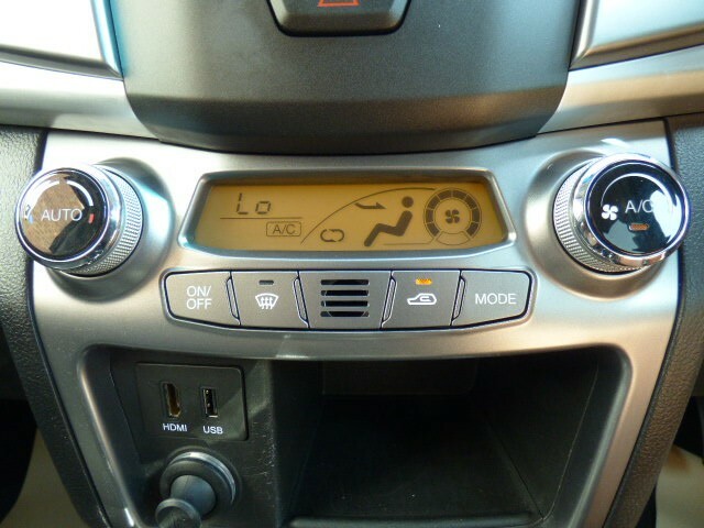 SsangYong Korando White #18