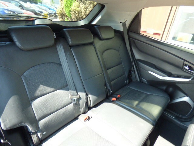 SsangYong Korando White #23