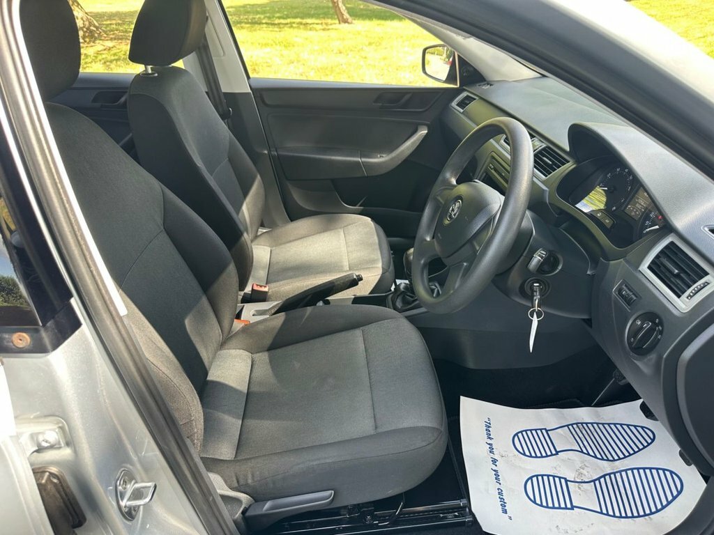 Skoda Rapid 1.2 Tsi Se Hatchback Euro 5 105 Beige #12