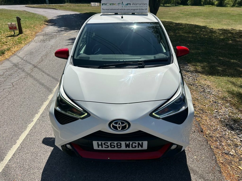 Toyota Aygo 1L X-trend White #6
