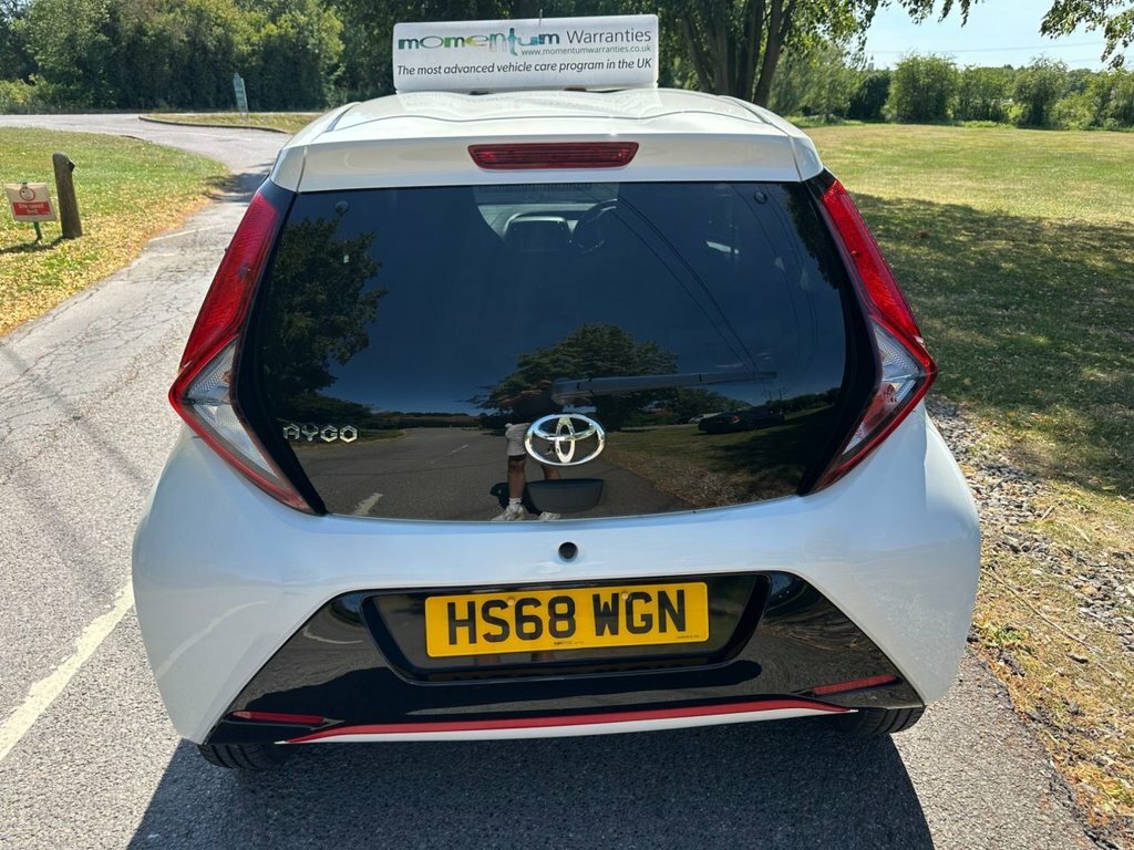 Toyota Aygo 1L X-trend White #5