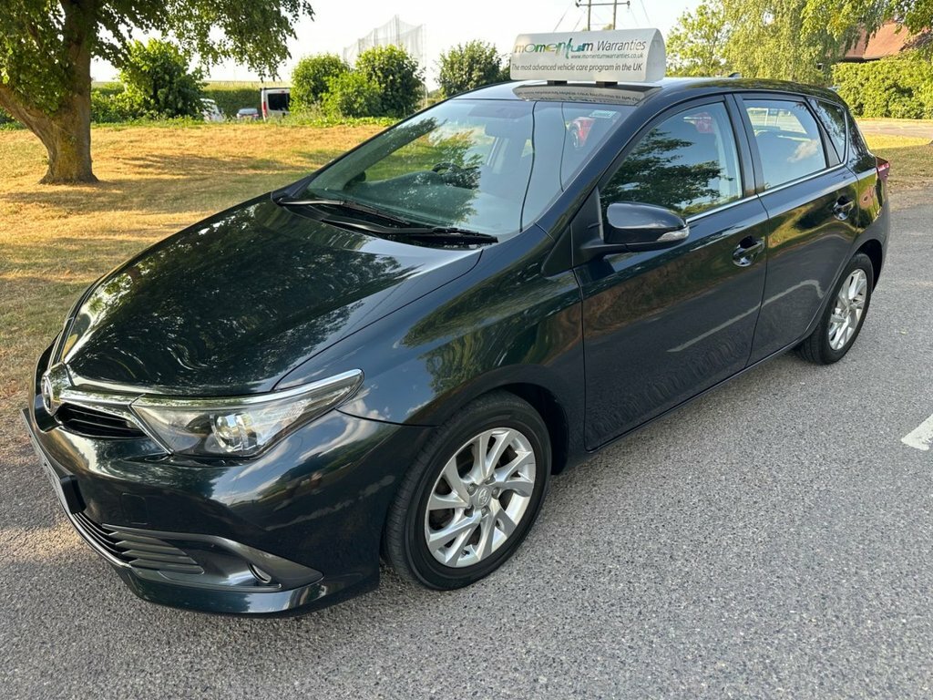 Toyota Auris Hatchback Blue #7