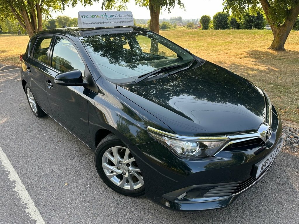 Toyota Auris Hatchback Blue #8