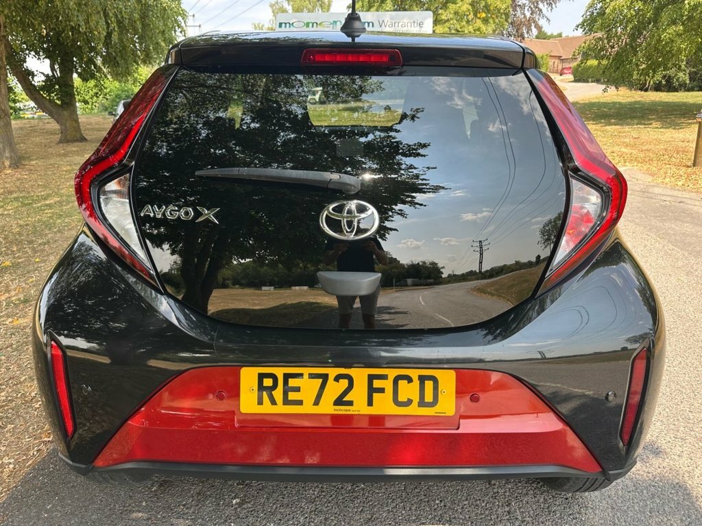 Toyota Aygo X 1L Edge Red #6
