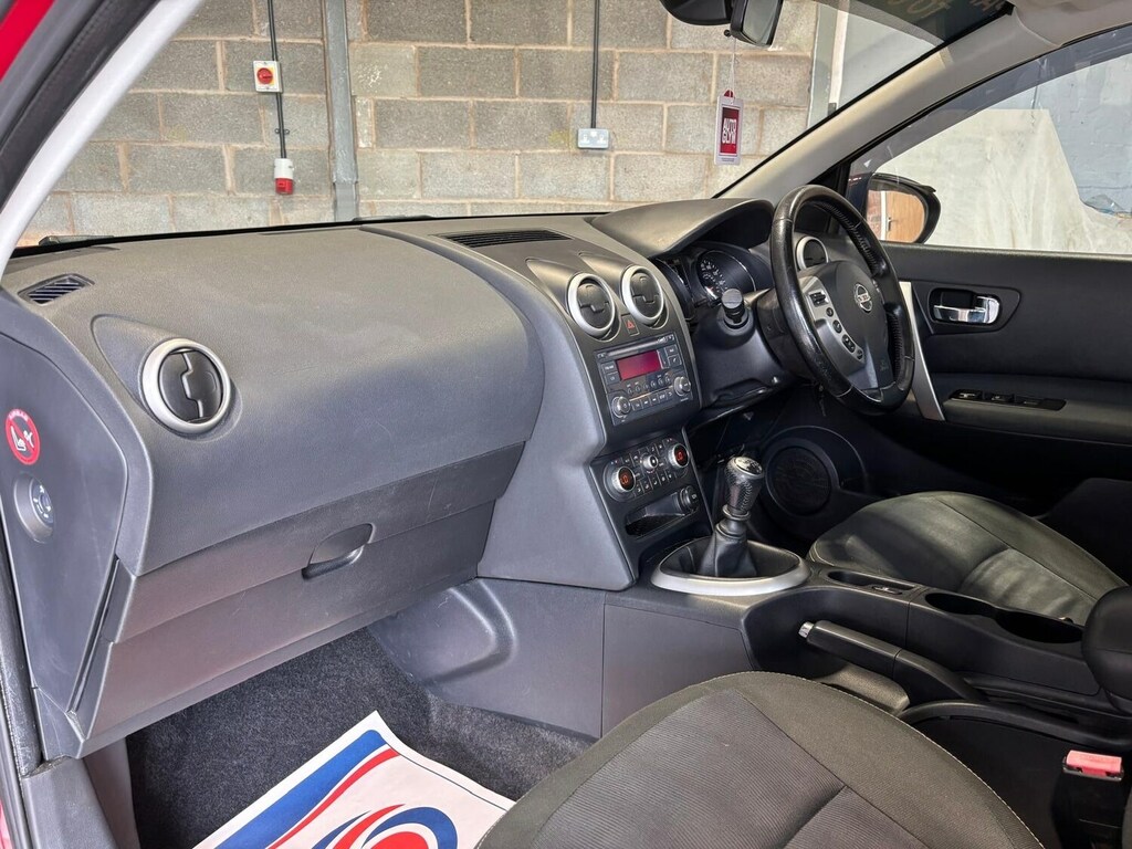 Nissan Qashqai 1.6 117 N-tec Black #43