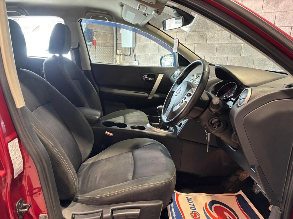 Nissan Qashqai 1.6 117 N-tec Black #14