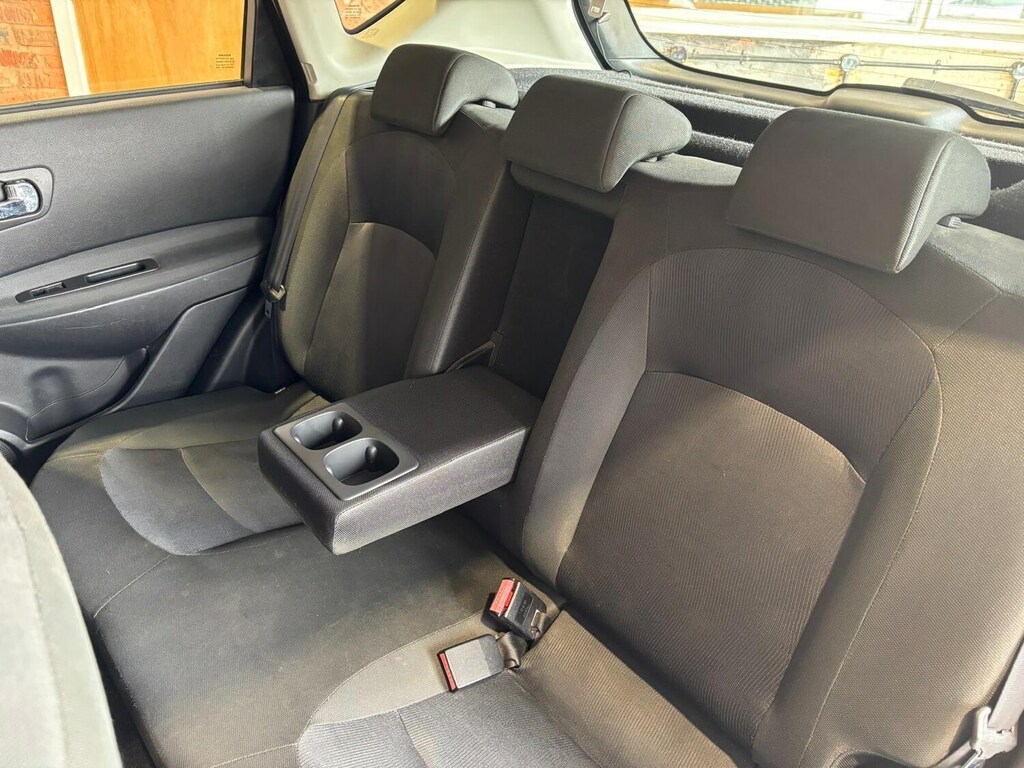 Nissan Qashqai 1.6 117 N-tec Black #37