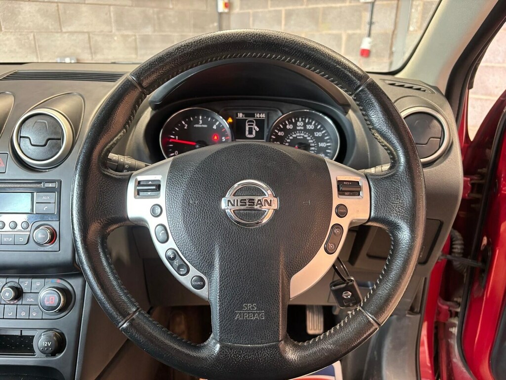 Nissan Qashqai 1.6 117 N-tec Black #20