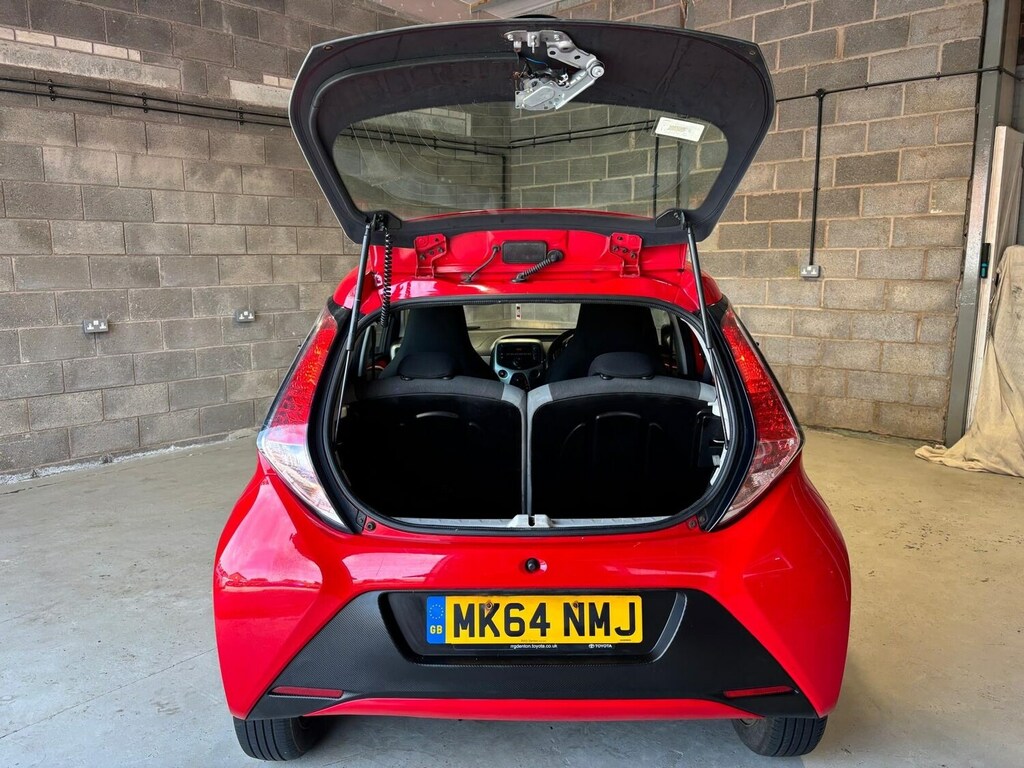 Toyota Aygo 1.0 Vvt-i Move Euro 5 Red #39