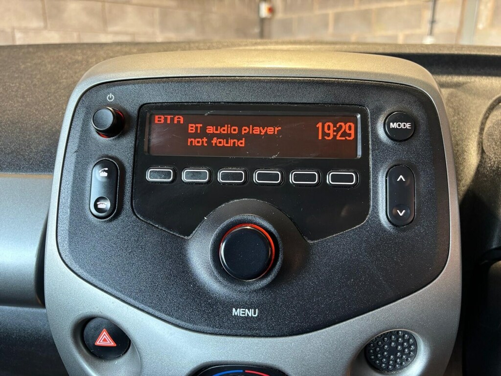 Toyota Aygo 1.0 Vvt-i Move Euro 5 Red #31