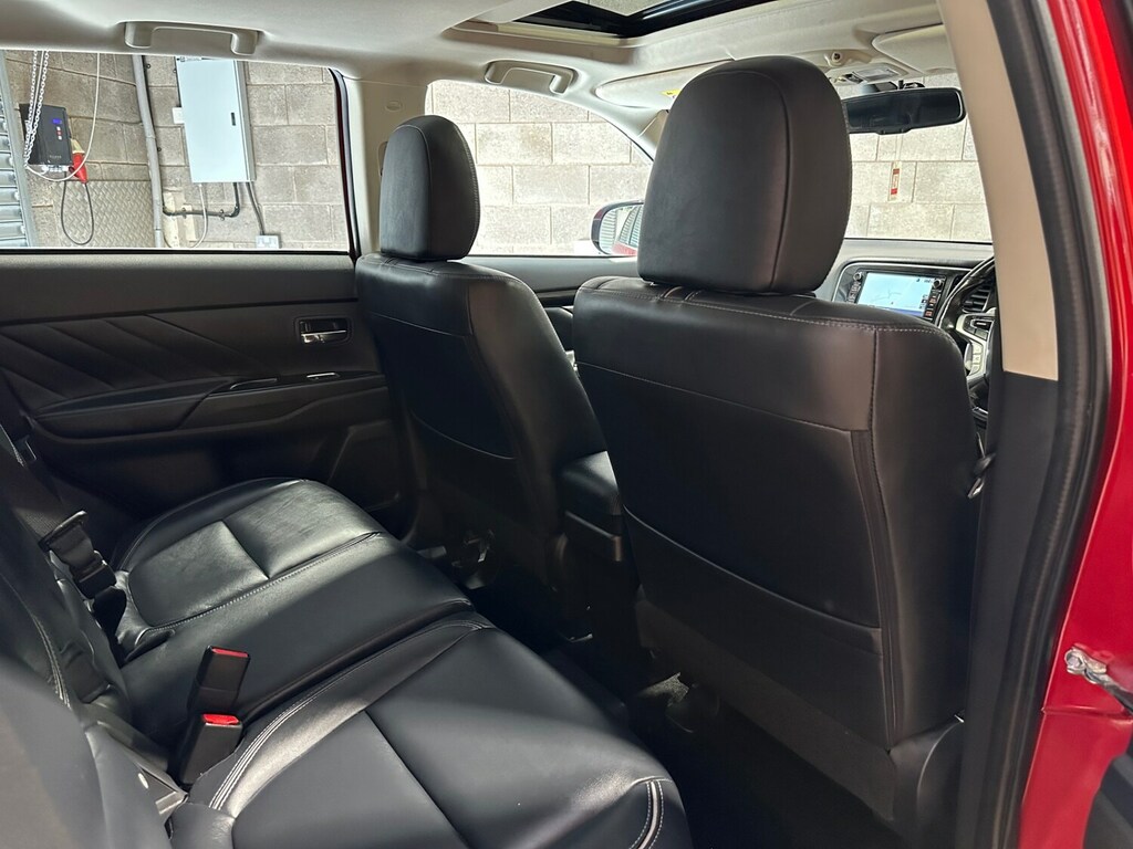 Mitsubishi Outlander 4 Silver #44