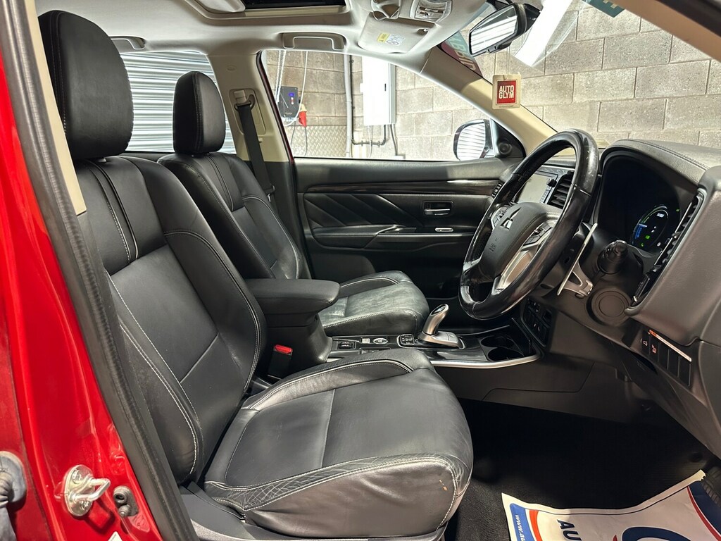 Mitsubishi Outlander 4 Silver #20
