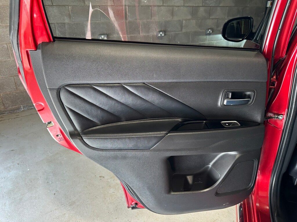 Mitsubishi Outlander 4 Silver #49