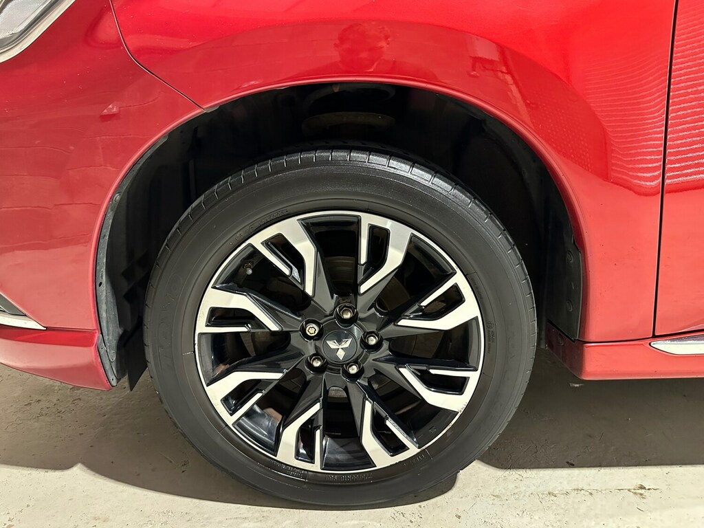 Mitsubishi Outlander 4 Silver #58