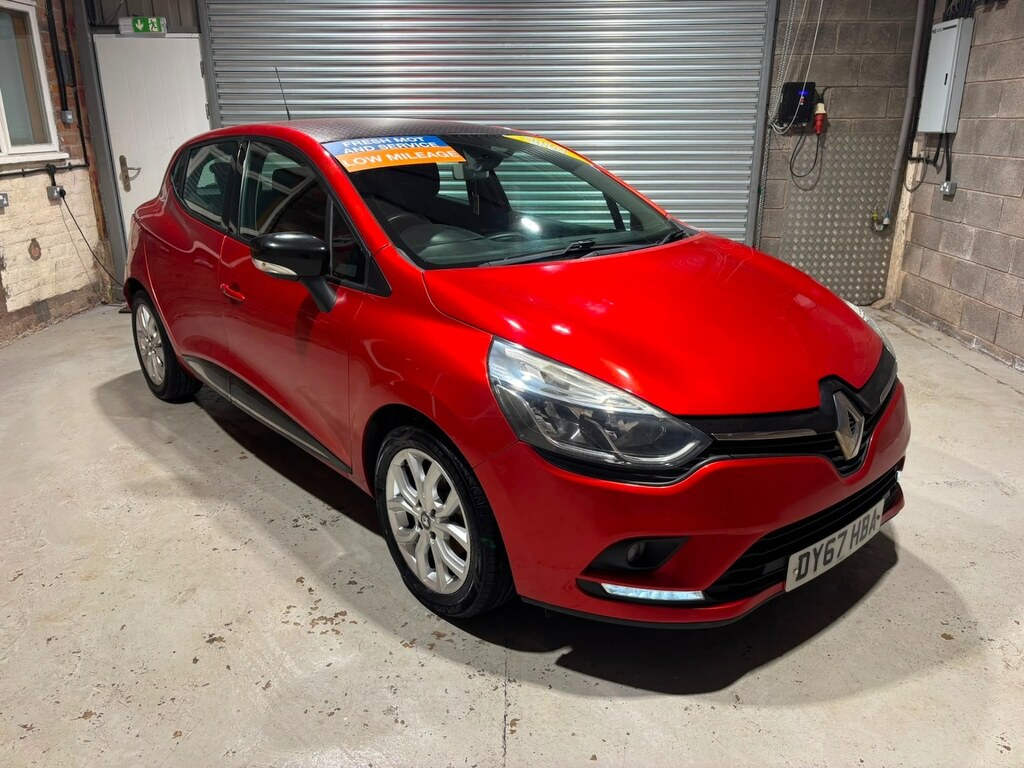Renault Clio 1.2 16V Dynamique Nav Red