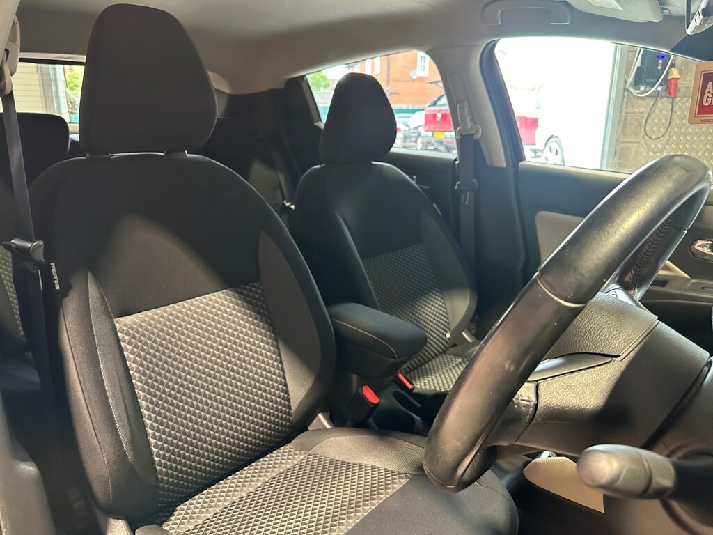 Nissan Micra Dig-t Acenta Black #18
