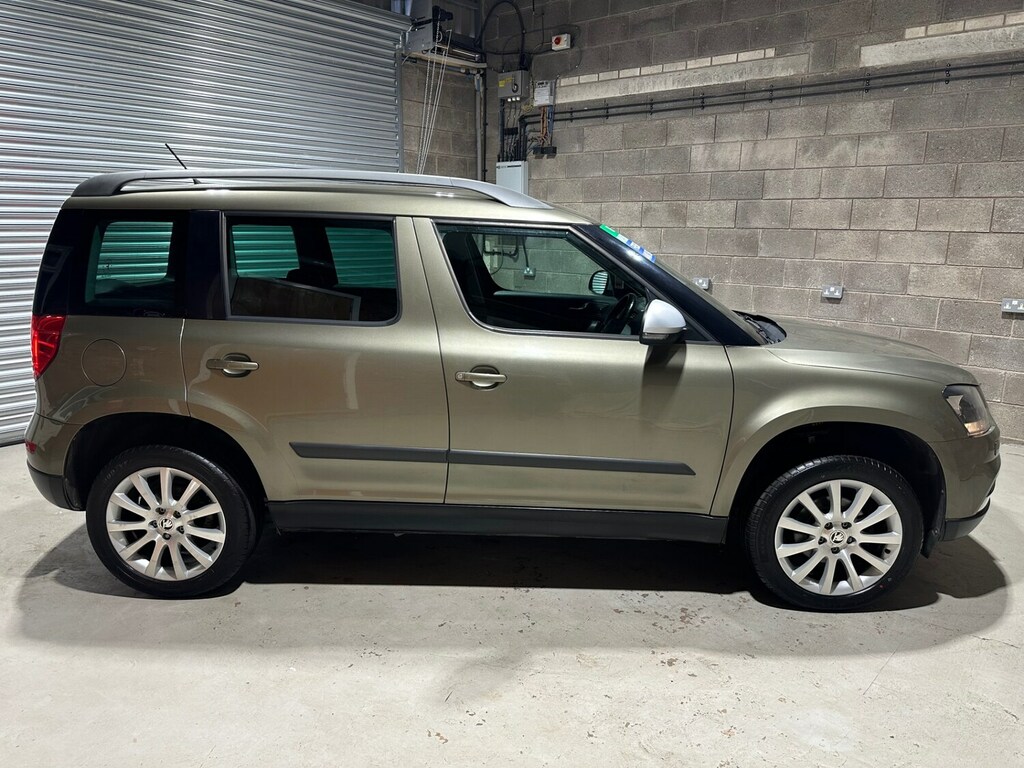 Skoda Yeti 2.0 Tdi Cr Se Green #5