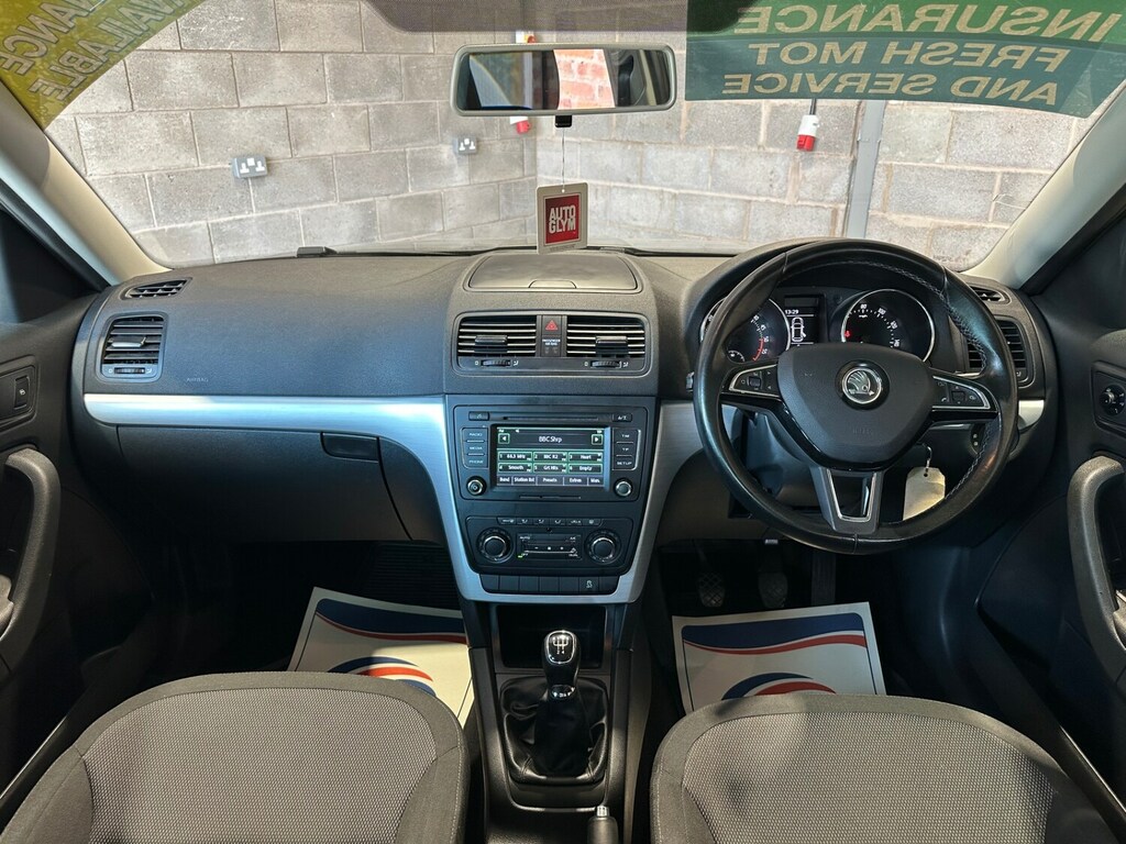 Skoda Yeti Black Edition Black #19