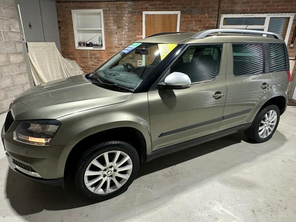 Skoda Yeti Black Edition Black #10