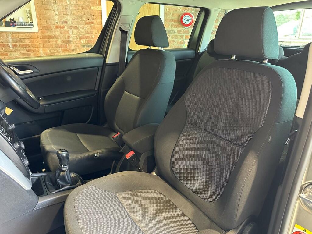 Skoda Yeti Black Edition Black #47