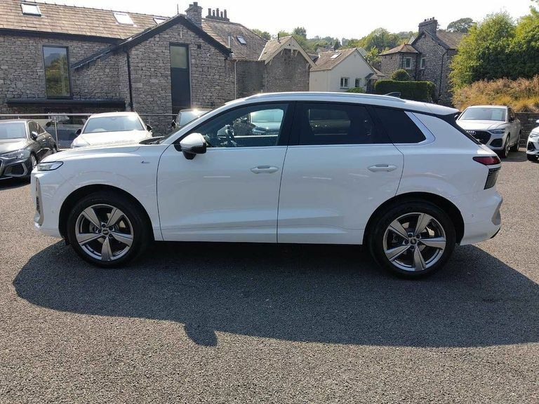 Audi Q3 Suv S Line Tfsi 150 Ps S Tronic PF75ULJ White #4