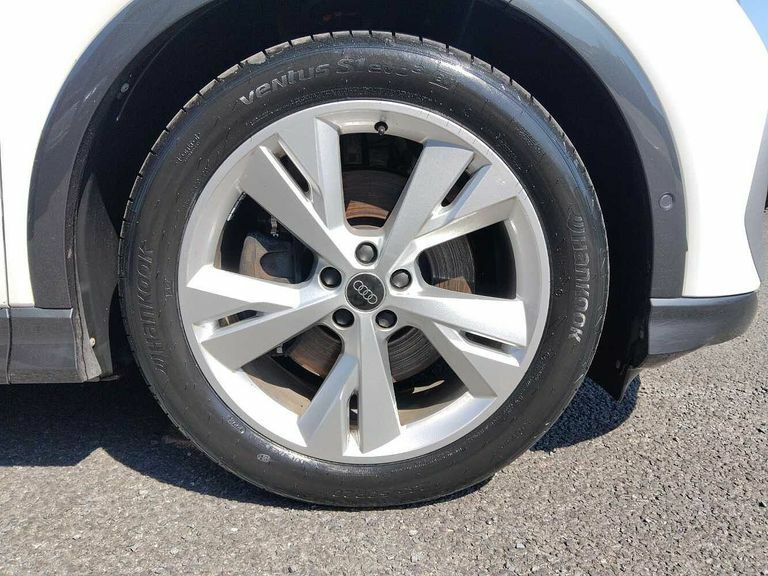 Audi Q4 E Tron Q4 S Line 40 E-tron 150,00 Kw PJ72GOK White #5