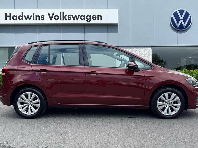 Volkswagen Golf SV 1.5 Tsi Evo 130 Se Nav Red #4