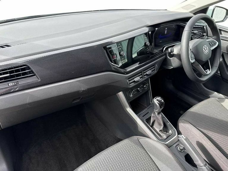 Volkswagen Polo 1.0 Tsi Match PN74VUJ White #2