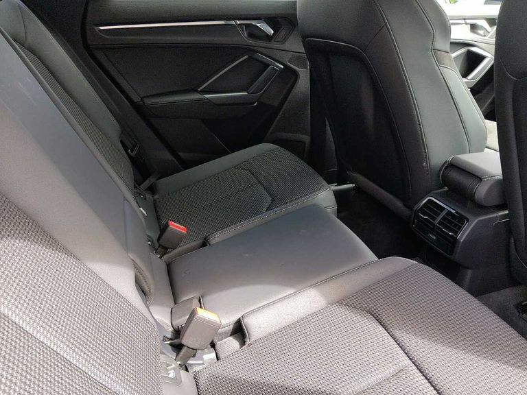 Audi Q3 1.5 Tfsi 35 Black Edition Suv S Tronic White #25