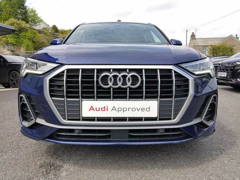 Audi Q3 1.5 Tfsi 35 Black Edition Suv S Tronic White #29