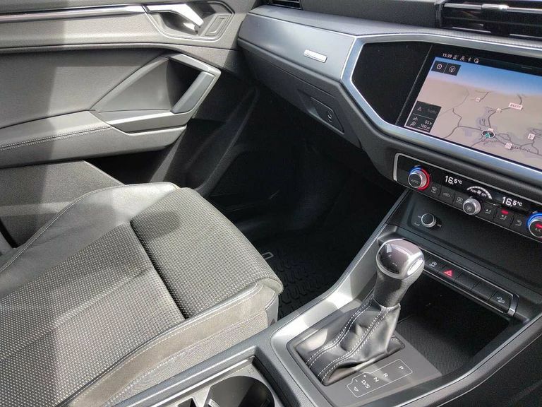Audi Q3 1.5 Tfsi 35 Black Edition Suv S Tronic White #22