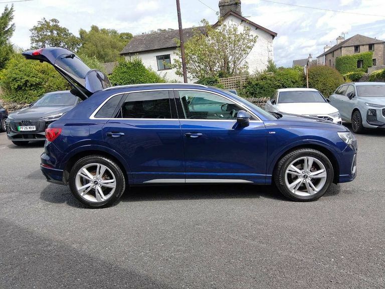 Audi Q3 1.5 Tfsi 35 Black Edition Suv S Tronic White #27
