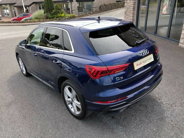 Audi Q3 1.5 Tfsi 35 Black Edition Suv S Tronic White #31
