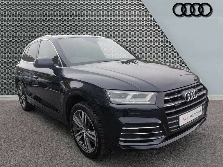 Audi Q5 S Line Competition 55 Tfsi E Quattro 367 Ps S Tron Blue