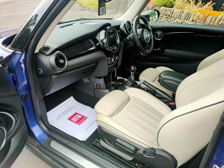 Mini Hatch 1.5 Cooper Exclusive II MM68HXV Blue #3