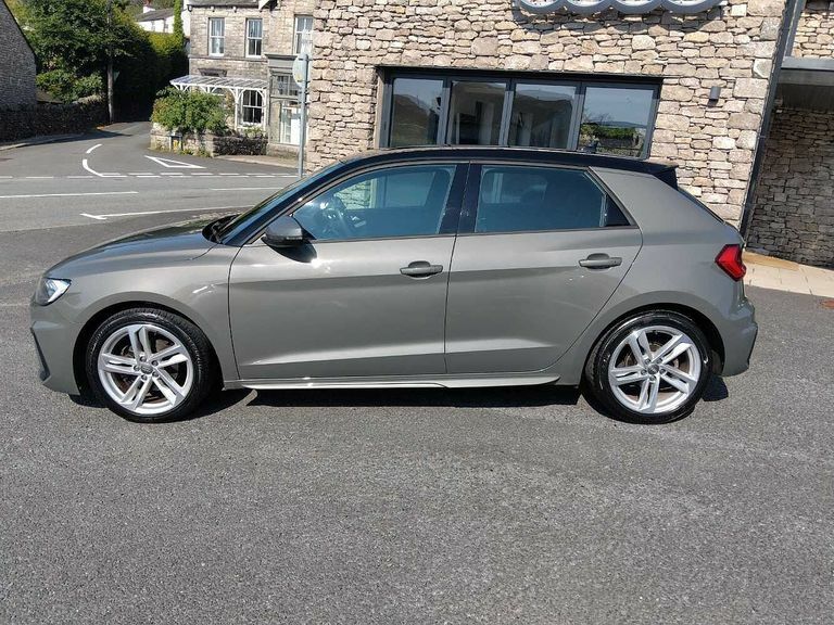 Audi A1 S Line 35 Tfsi 150 Ps 6-Speed Grey #4