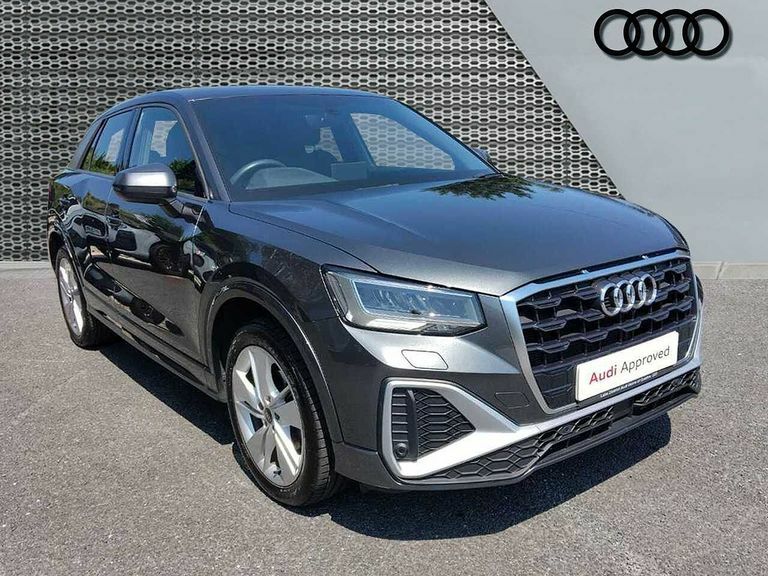 Audi Q2 S Line 35 Tfsi 150 Ps S Tronic Grey