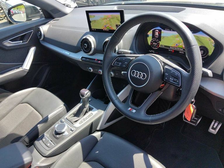 Audi Q2 S Line 35 Tfsi 150 Ps S Tronic YK22ZBL Grey #6