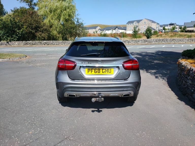 Mercedes-Benz GLA Class Gla 200D 4Matic Amg Line Premium Grey #4